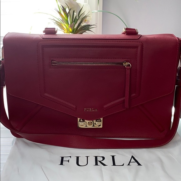 Furla Alice Medium Shoulder bag - Picture 2 of 5